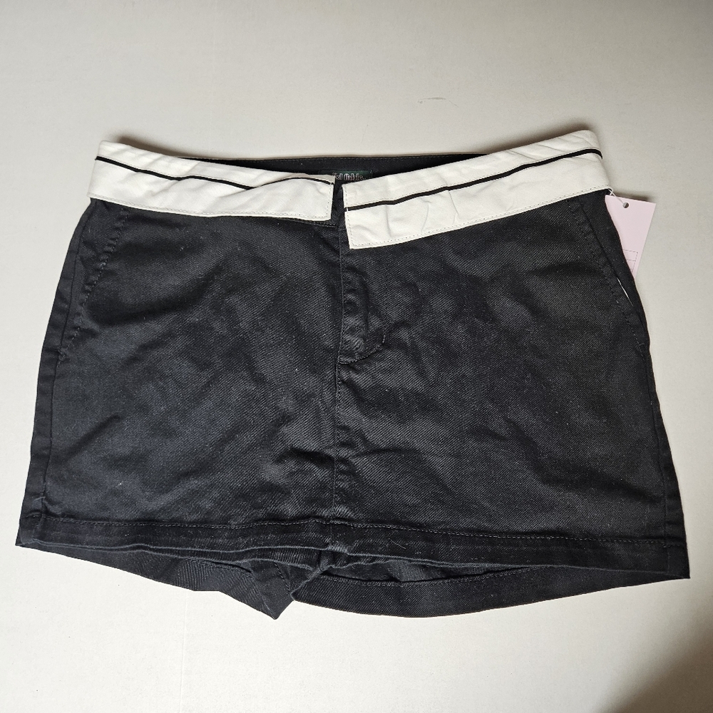 Wild Fable Size 6 Black and‎ White Skort